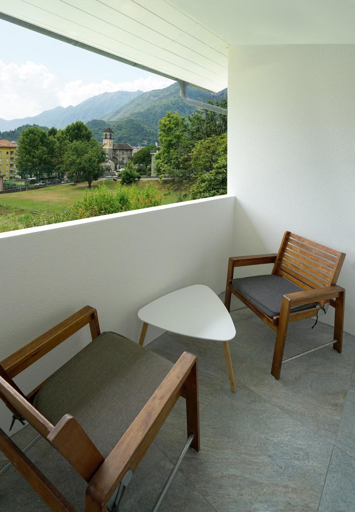 Be Easy In Selva Hotell Locarno Exteriör bild